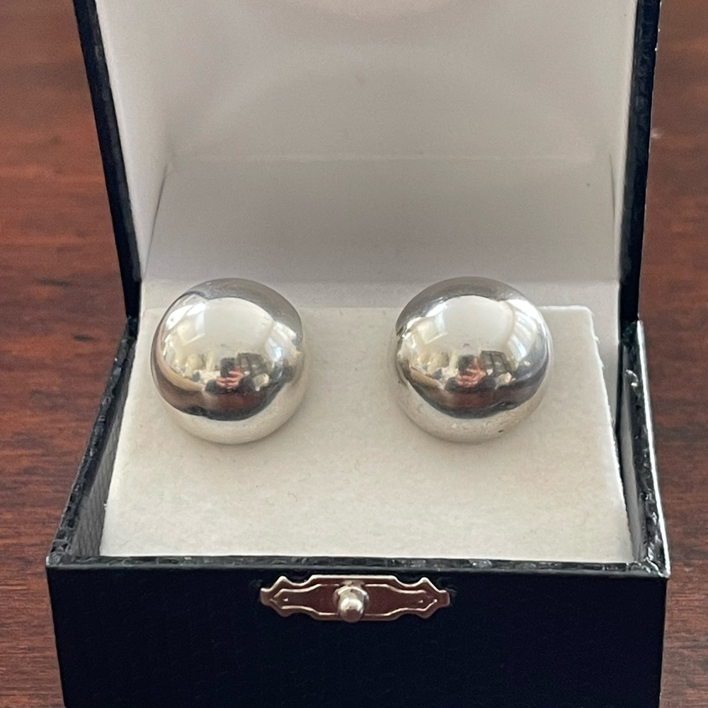 1950s Solid Sterling Silver Screw Back Earrings - image 3